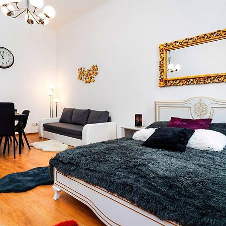 Black Gold Kingdom Praga Exterior foto