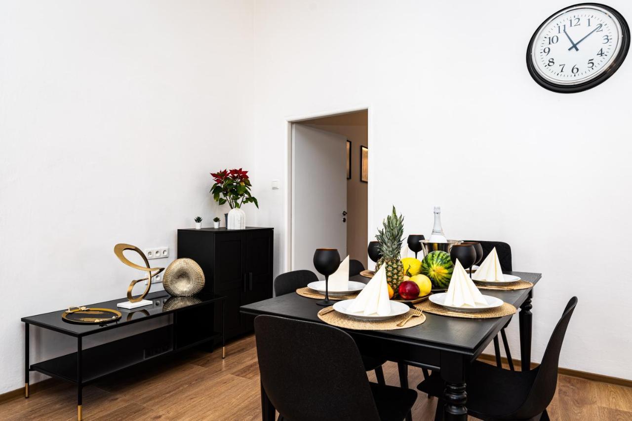 Black Gold Kingdom Praga Exterior foto