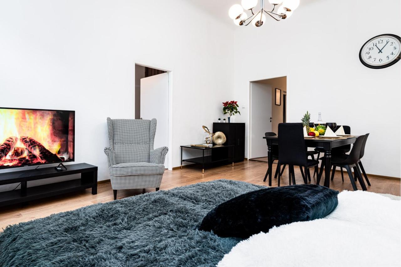 Black Gold Kingdom Praga Exterior foto